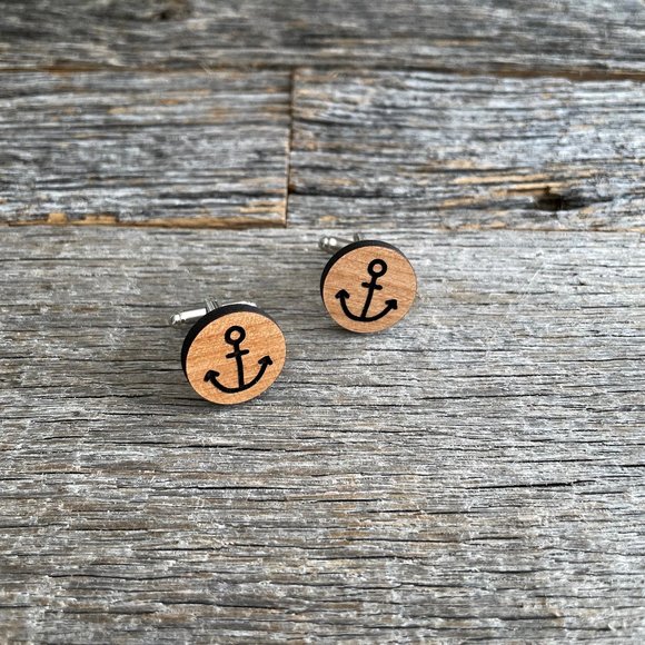 Engraved wood cuff links with anchor, unique Gifts for Guys, Dads and Groomsmen - Picture 1 of 2